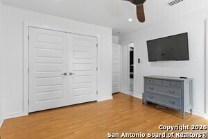 Building Photo - 107 Oak Crest