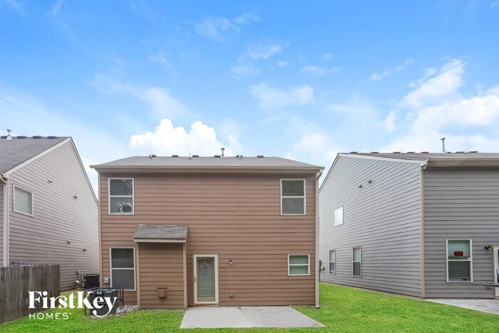 Building Photo - 5872 Seabright Ln