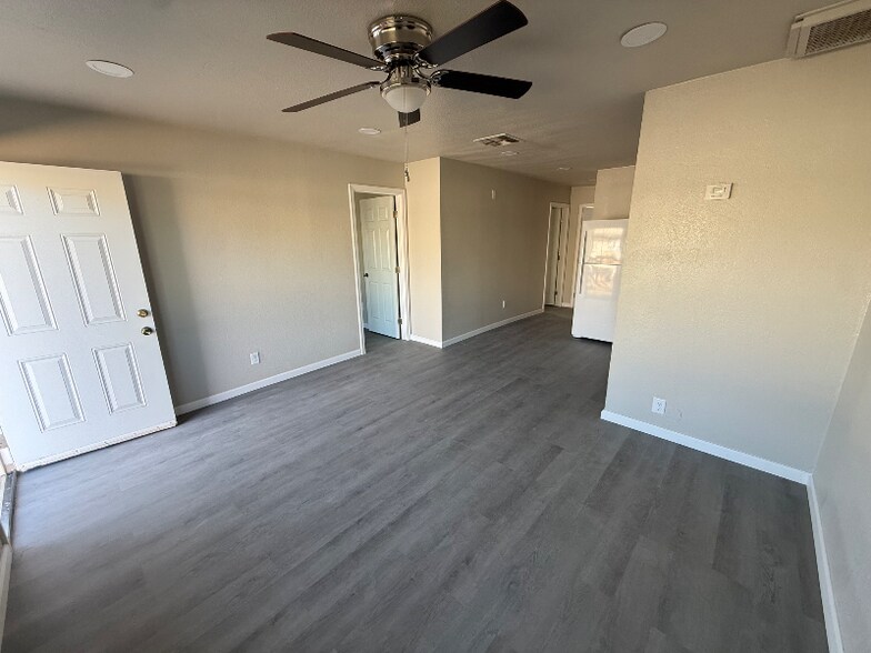 Building Photo - 101 E California St