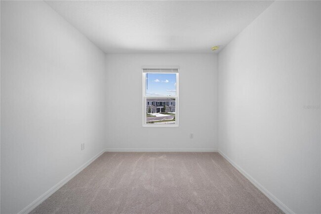 Building Photo - 2085 Hallier Cv