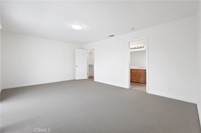 Building Photo - 9619 Olive St