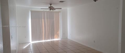 Building Photo - 638 E Mowry Ct