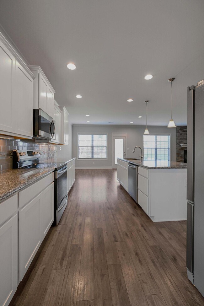 Building Photo - 4155 Sperling Dr