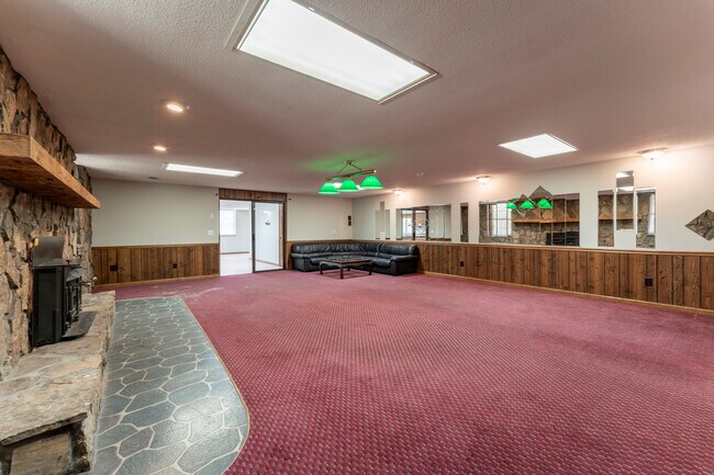 Building Photo - 81 Wills Dr