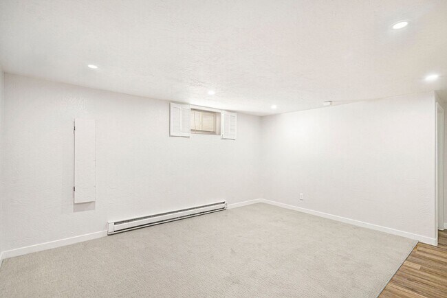 Building Photo - Pecos9881