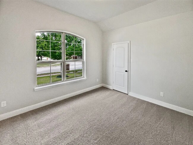 Building Photo - 312 Canadian Ln