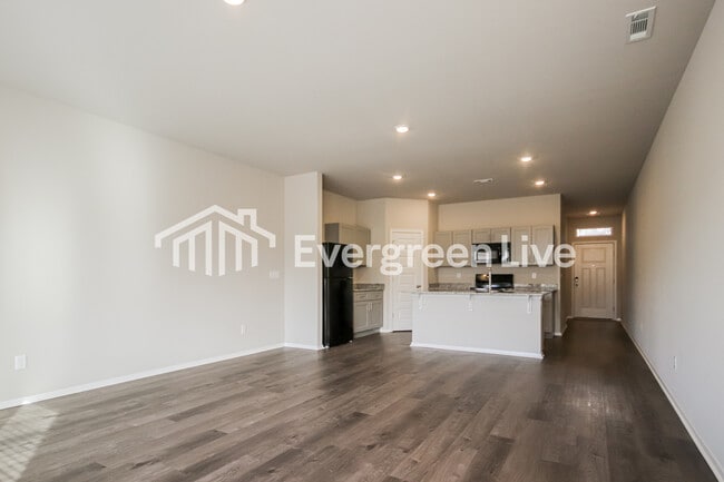 Building Photo - 6615 NW Kathleen St