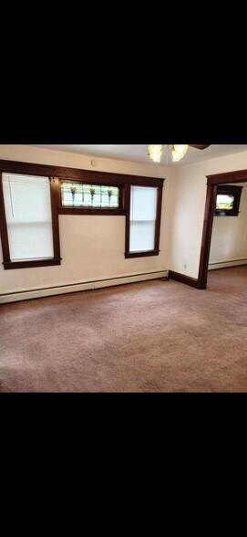 Building Photo - 368 Winola Ave