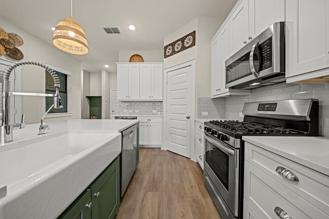 Building Photo - 18507 Parkland Square Pl