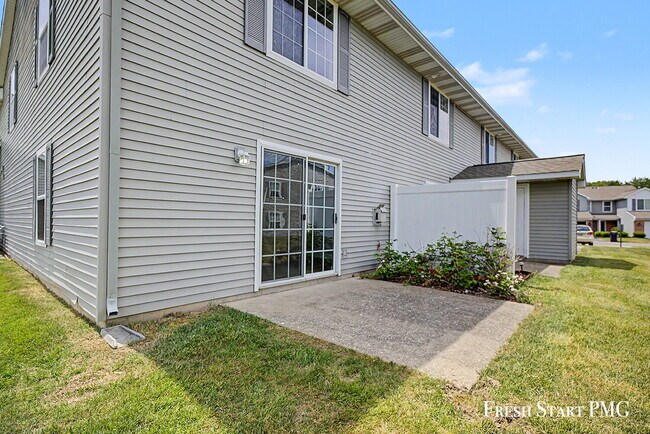 Building Photo - 4051 Rivertown Ln SW