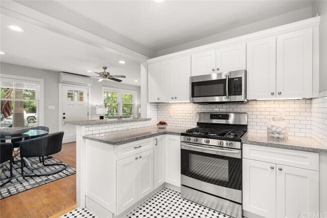 Building Photo - CHARMING HOME IN THE AVENUES
