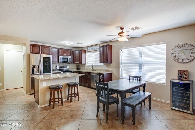 Building Photo - Fantastic Chandler Home!