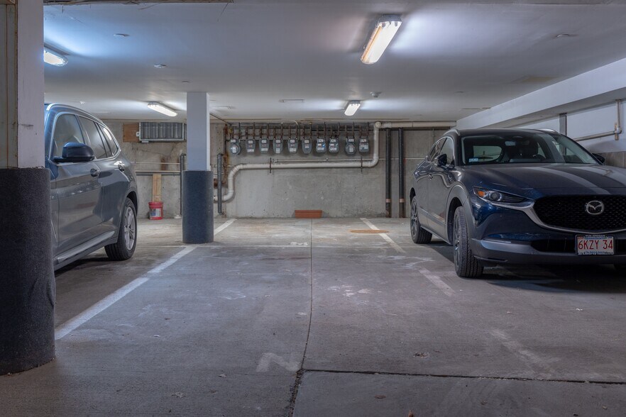 Building Photo - 348 Columbus Ave