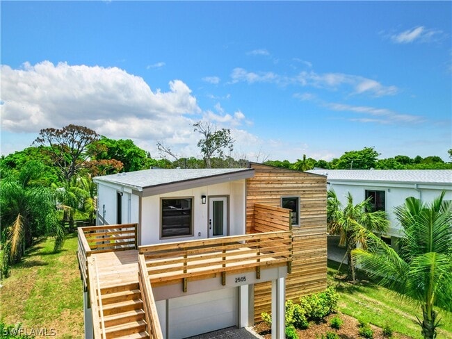 Building Photo - 2505 Storter Ave