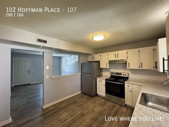 Building Photo - 102 Hoffman Pl