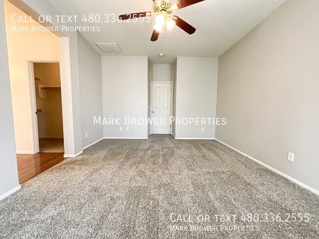 Building Photo - 4450 E Oxford Ln