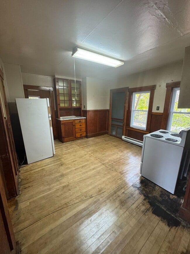 Building Photo - 13 Sullivan St