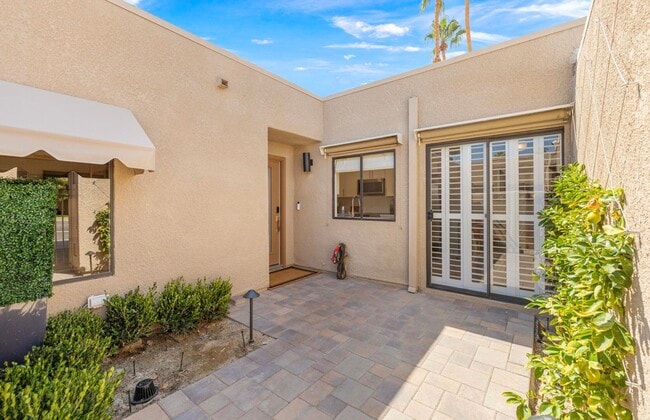 Building Photo - 72499 Desert Flower Dr