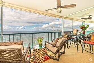Building Photo - Furnished Oceanfront Studio at the Iconic ...