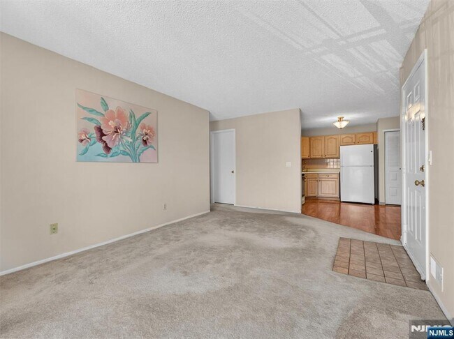 Building Photo - 403 Poets Way