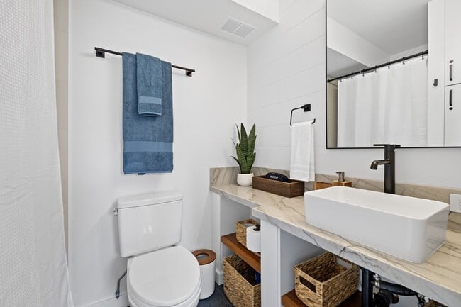 Building Photo - Hale Pono Waikiki by Gather: High-End 2BR,...