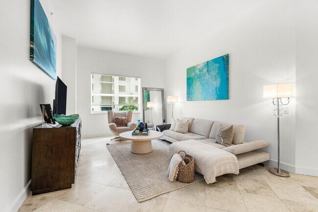 Building Photo - 99 SE Mizner Blvd
