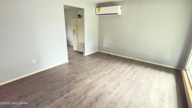 Building Photo - 1725 Whittier Dr