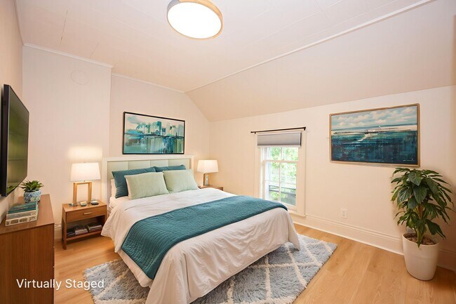 Building Photo - 51 N Pearl St