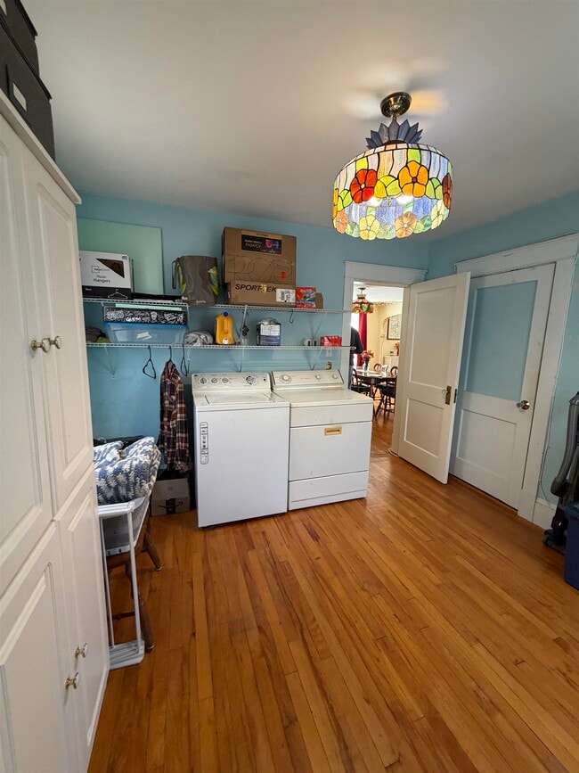 Building Photo - 47 Morgan St