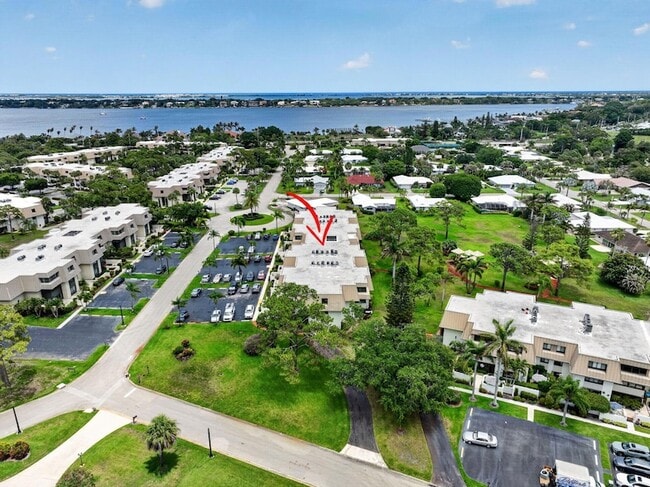 Building Photo - 1800 SE St Lucie Blvd