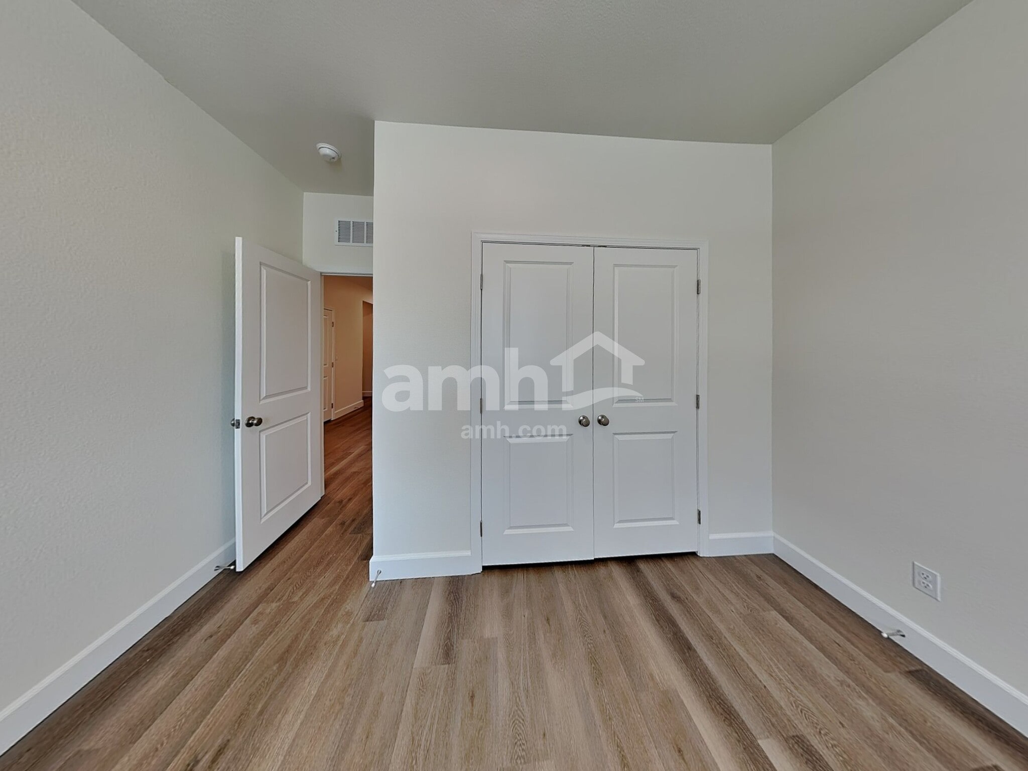 Building Photo - 13107 N Honest Endeavor Wy