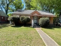 Building Photo - 771 Eastern Dr