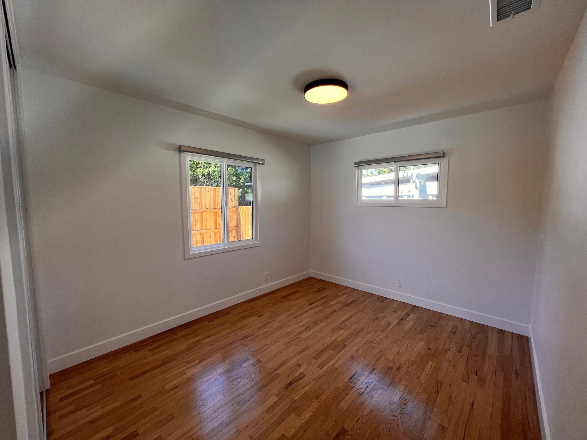 Building Photo - 6641 Glade Ave