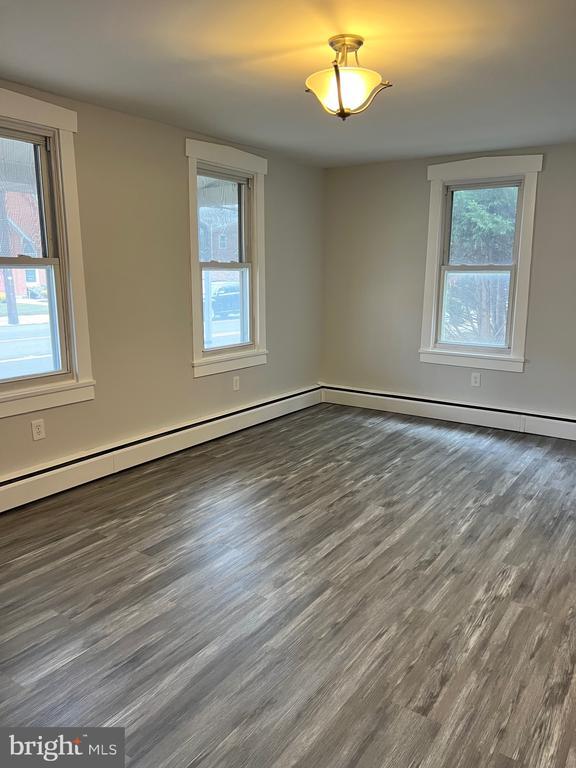 Building Photo - 170 W Penn Ave