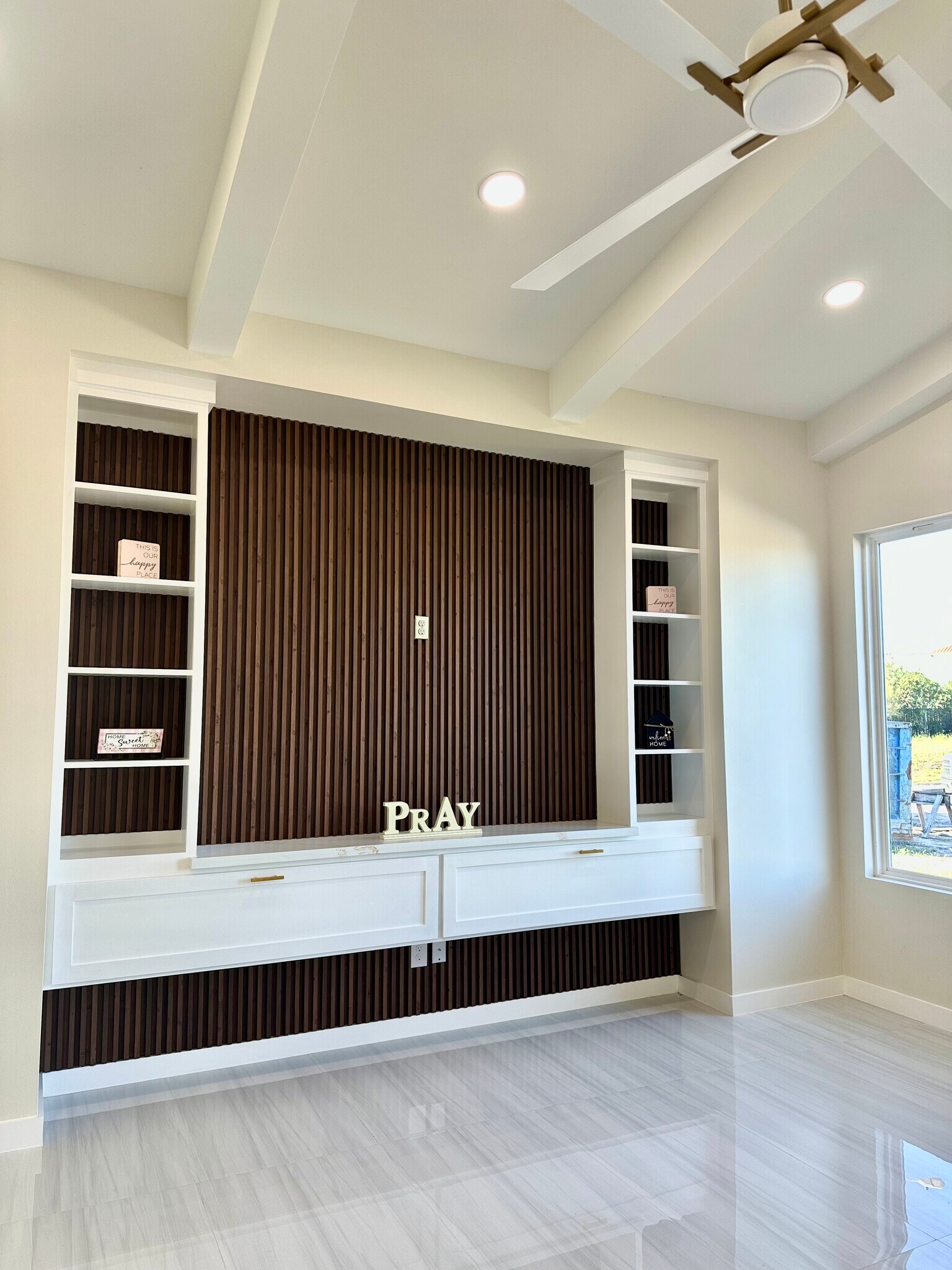 Building Photo - 6108 Mackenna Dr