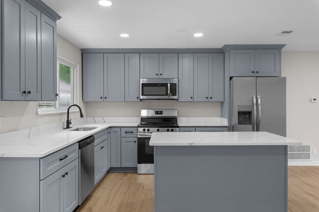 Building Photo - Charming 4BR Ranch in Prime Virginia Beach Location