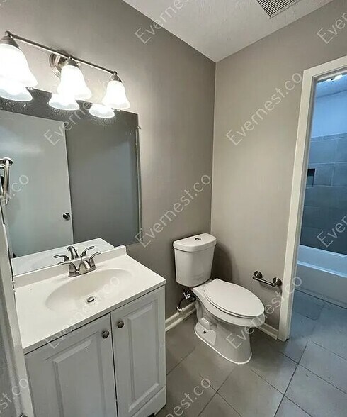 Building Photo - 1443 Cherrie Ave