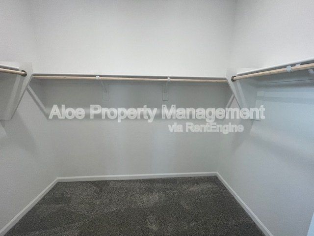 Building Photo - 19325 N Los Gabrieles Way