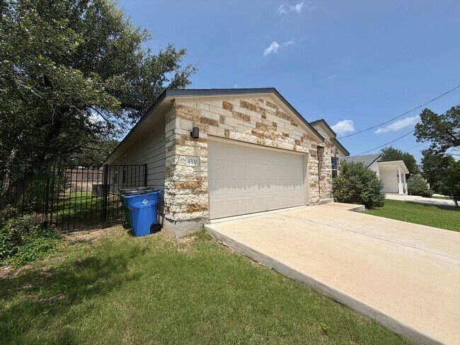 Building Photo - 4300 Liberty Ln