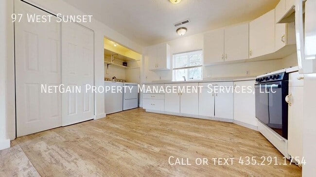 Building Photo - 97 West Sunset-