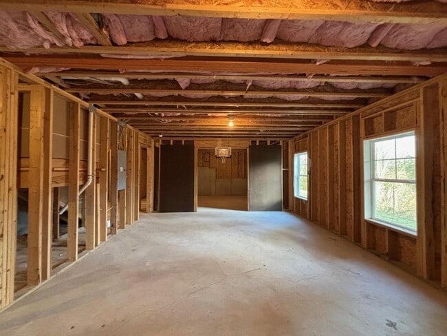 Building Photo - 249 Melba Ln