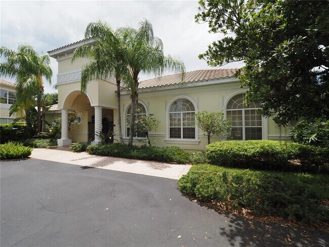 Building Photo - 408 Triano Cir