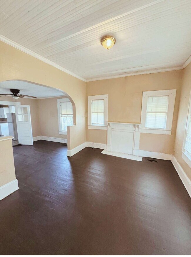 Building Photo - 738 Liberty St