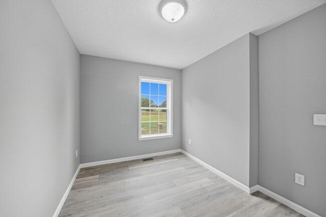 Building Photo - 2160 Sharkey Rd