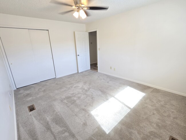 Building Photo - 3995 Beltana Dr