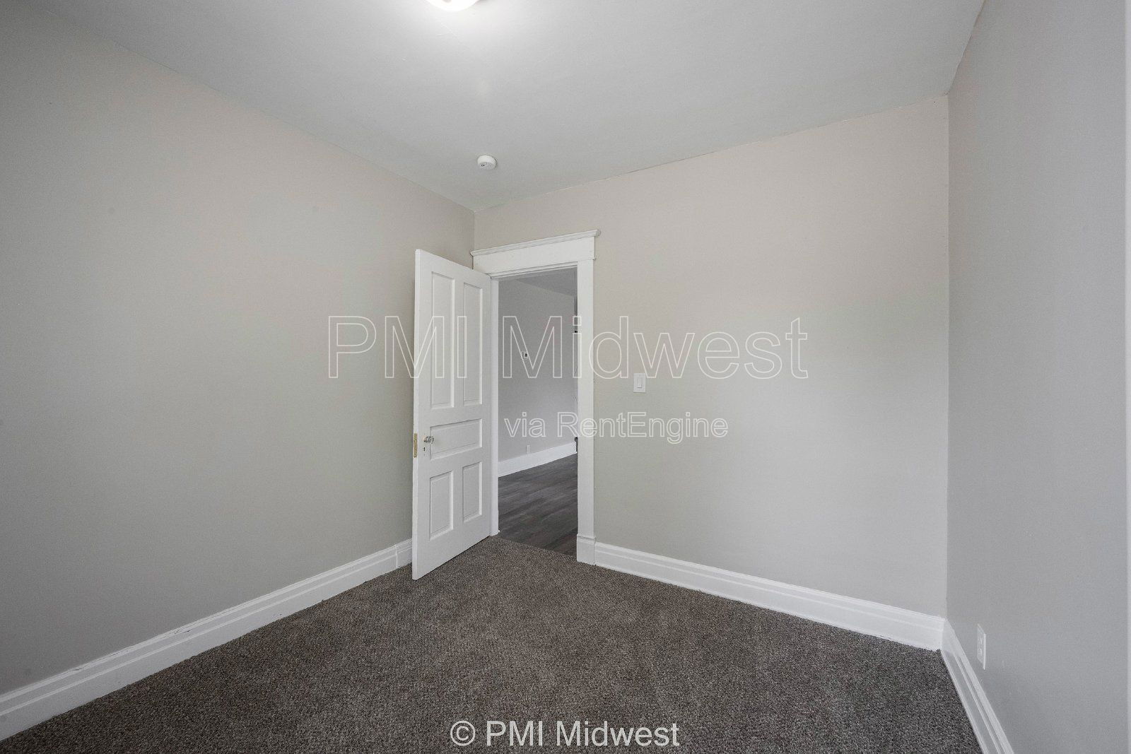 Building Photo - 538 W 29th St