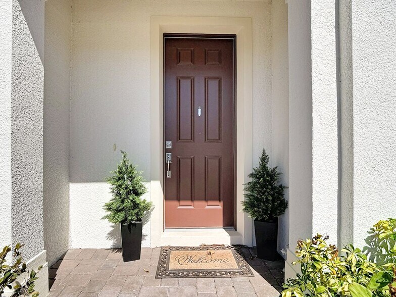 Building Photo - 6485 Shimmering Shrs Ln