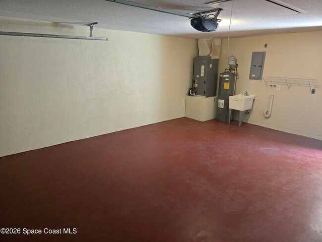 Building Photo - 189 Seawind Dr