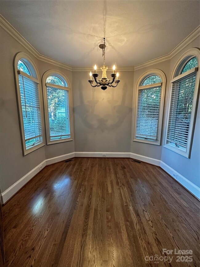 Building Photo - 5523 Challis View Ln