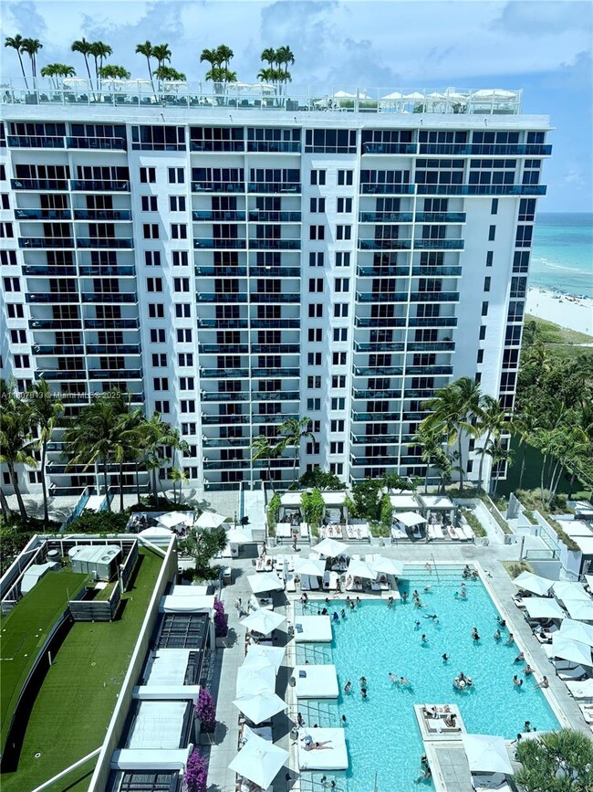 Building Photo - 2301 Collins Ave